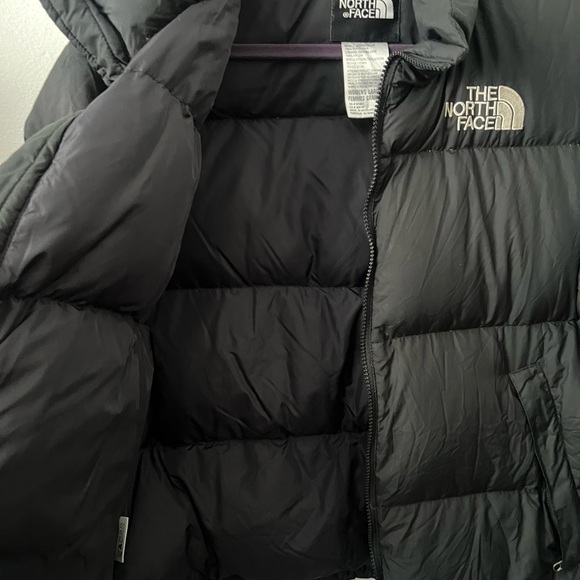 The North Face Black Puffer Jacket women’s large - Picture 6 of 7